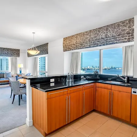 Private 2Bed - 2Bath Ocean View Suite Four Seasons Hotel- Four Seasons Miami